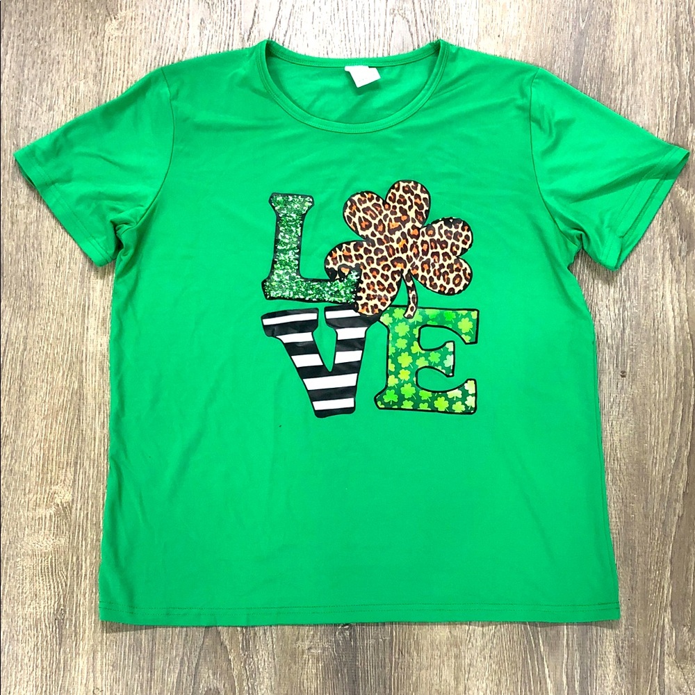 Clover, St. Patrick’s Day Green women’s-large tee LOVE Shamrock Graphic Tee